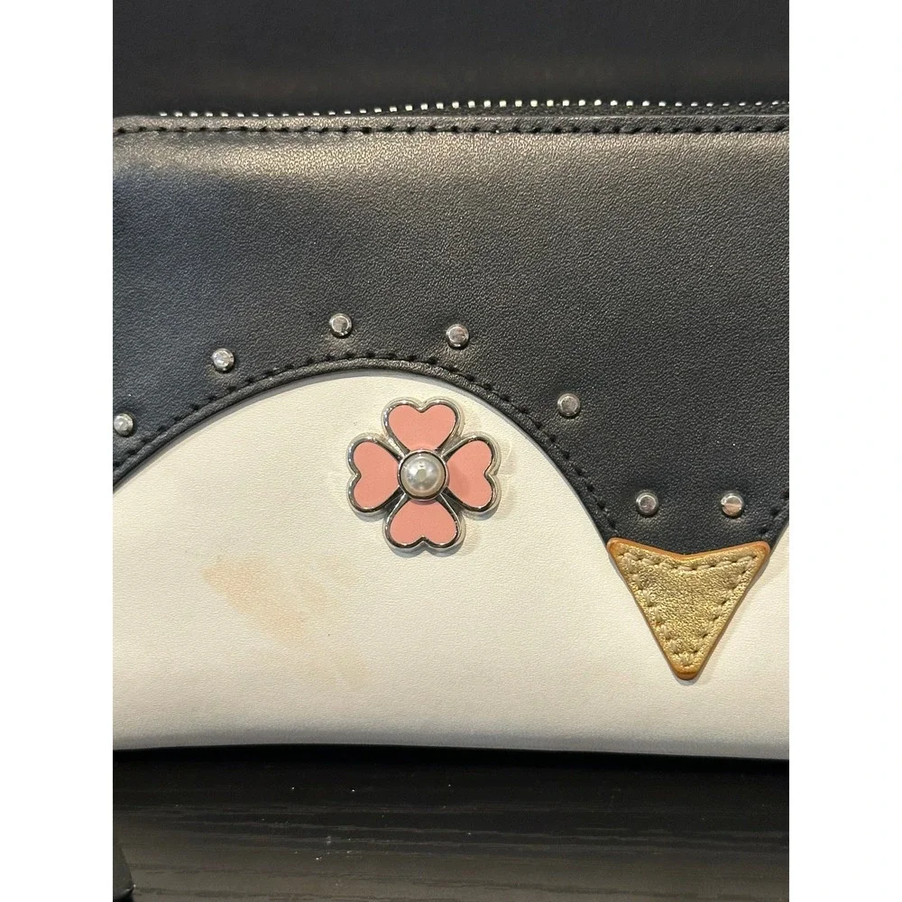 Kate Spade New York Penguin Zip Around Continental Wallet‎ Black White Floral